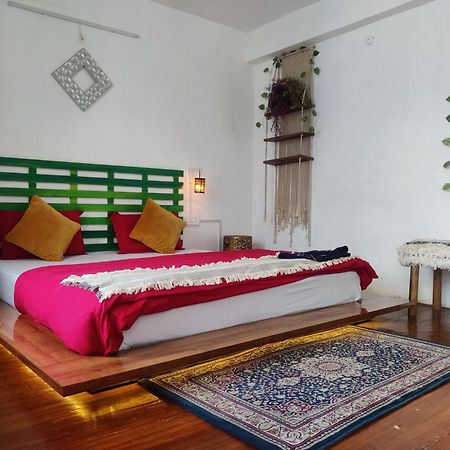 Mitra Mcleodganj Hostel McLeod Ganj Buitenkant foto