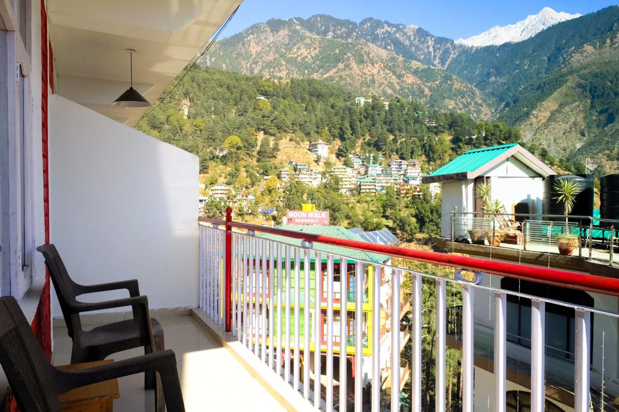 Mitra Mcleodganj Hostel McLeod Ganj Buitenkant foto