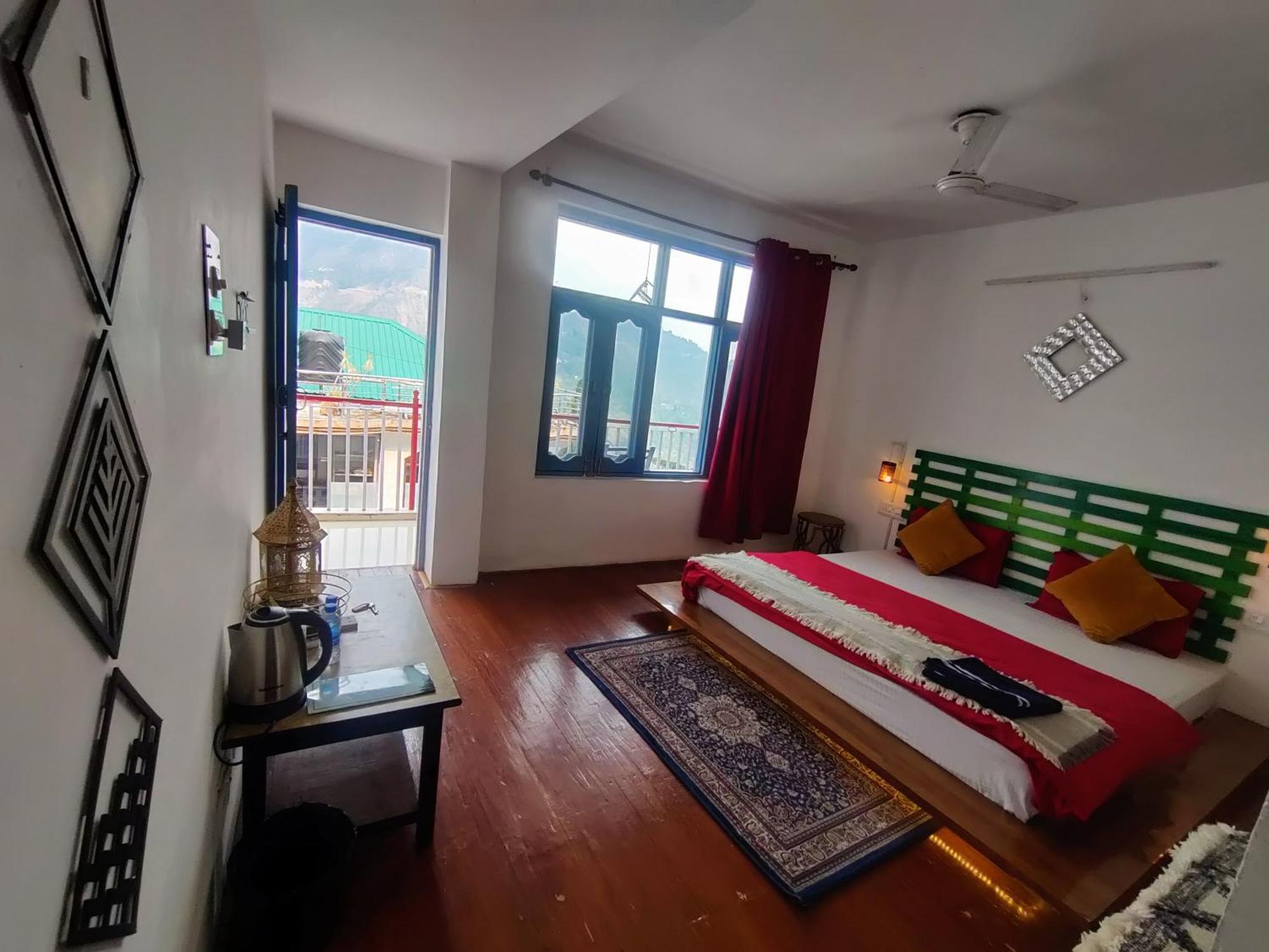 Mitra Mcleodganj Hostel McLeod Ganj Buitenkant foto