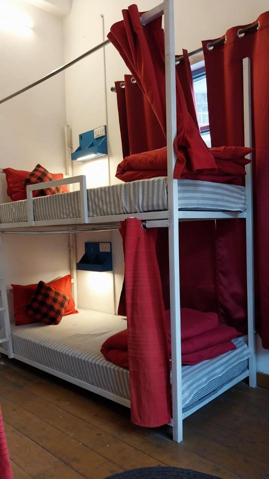 Mitra Mcleodganj Hostel McLeod Ganj Buitenkant foto